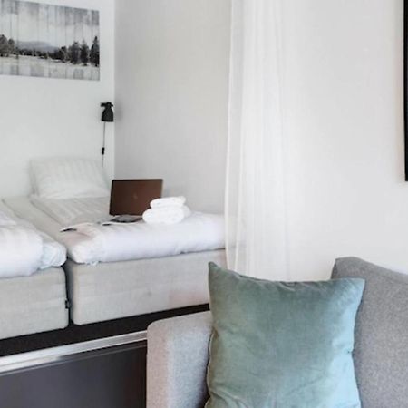 Hoom Home & Hotel Sollentuna Extérieur photo